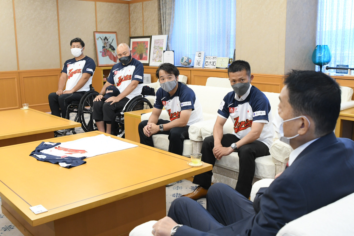 【お知らせ】東大阪市の野田市長を表敬訪問 | 日本車椅子ソフトボール協会